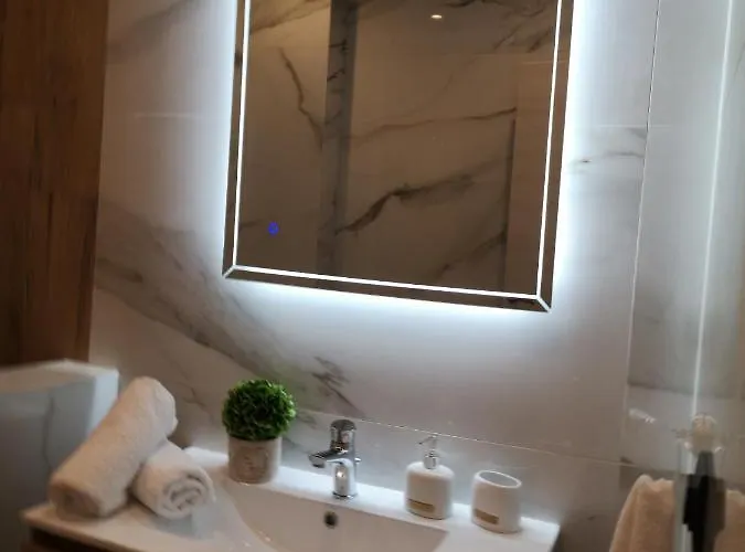 Sunny Holidays شقة *