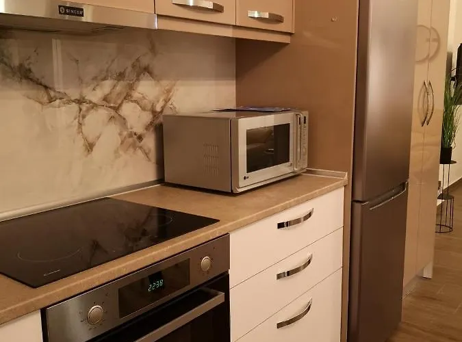 Sunny Holidays Kremastí