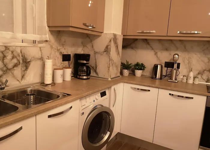 Sunny Holidays 公寓